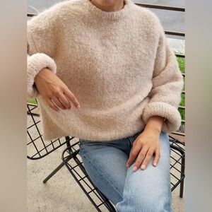 Le Bon Shoppe Envie Chunky Textured Slouchy Crewneck Sweater.